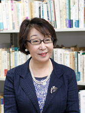生田 久美子 (イクタ クミコ)